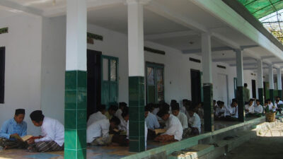 Syarat-Syarat Pendaftaran Santri Baru